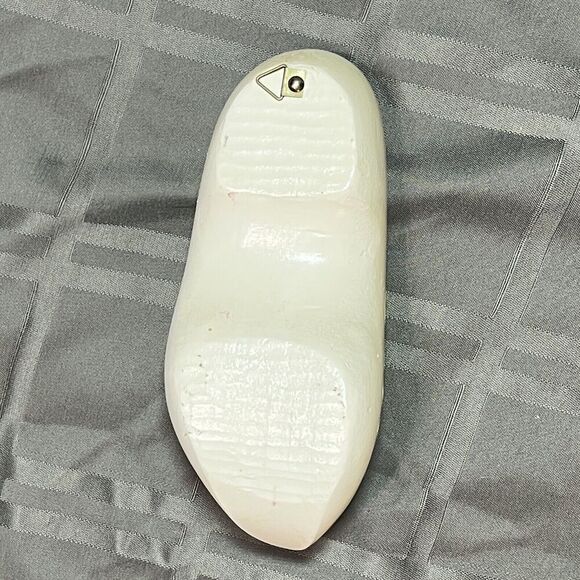 Holland Dutch Hand Carved & Paint Wood Shoe Clog Decor Wall Hang Feat Souvenir - Picture 4 of 6